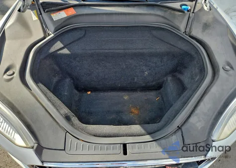 2015 Tesla Model S 70D z USA, uszkodzony, nr VIN 5YJSA1S26FF098455